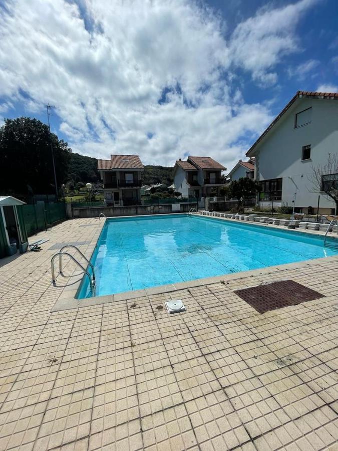 Chalet En Urbanizacion Con Piscina Аргоньос Экстерьер фото