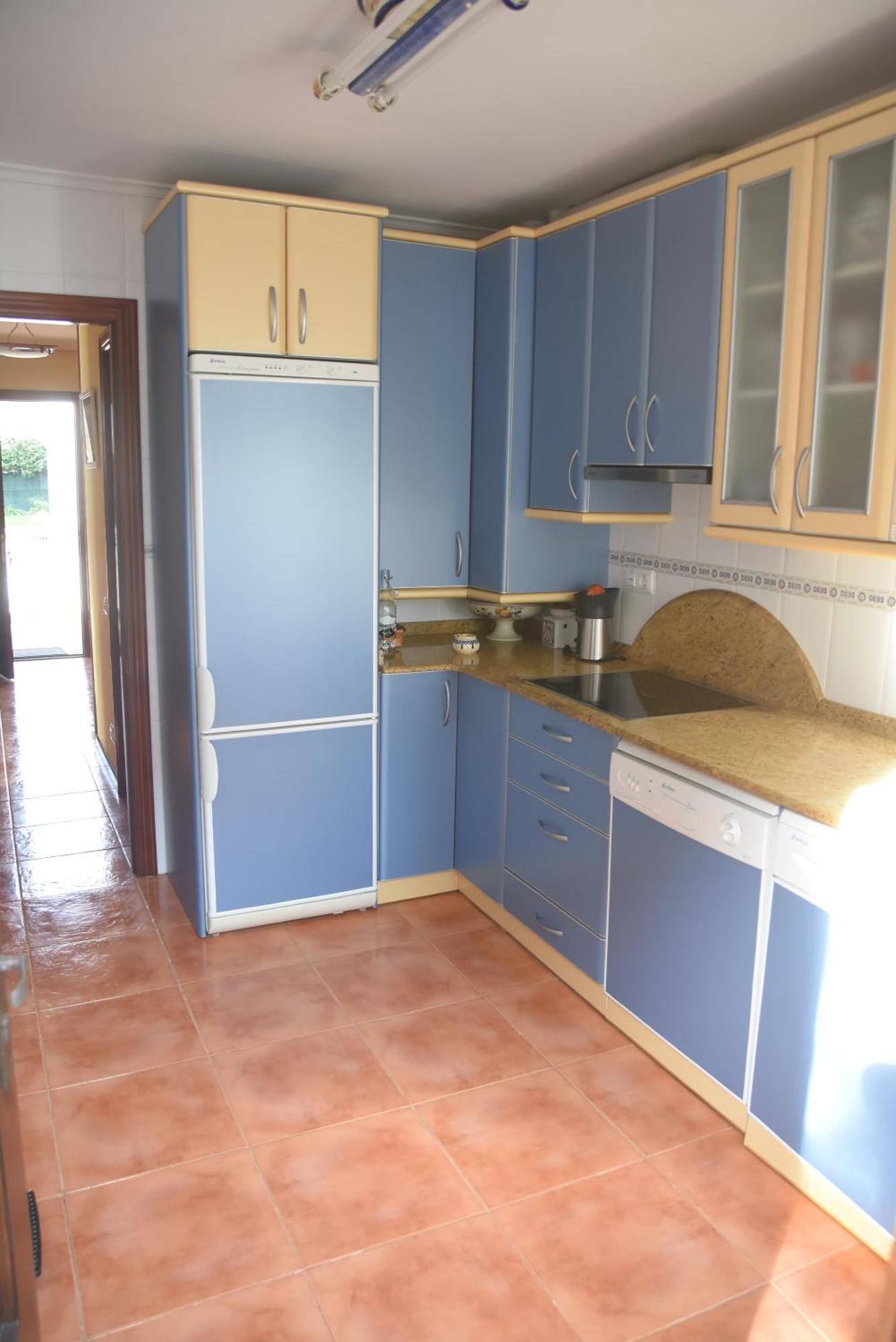 Chalet En Urbanizacion Con Piscina Аргоньос Экстерьер фото